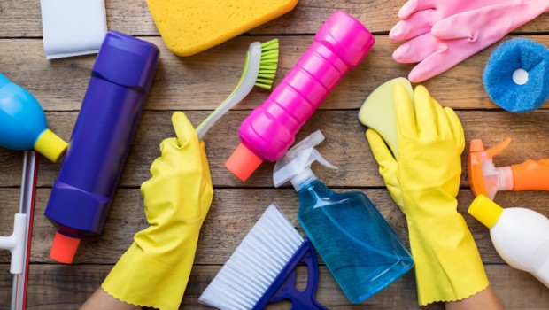 come rimuovere la cera dai tessuti